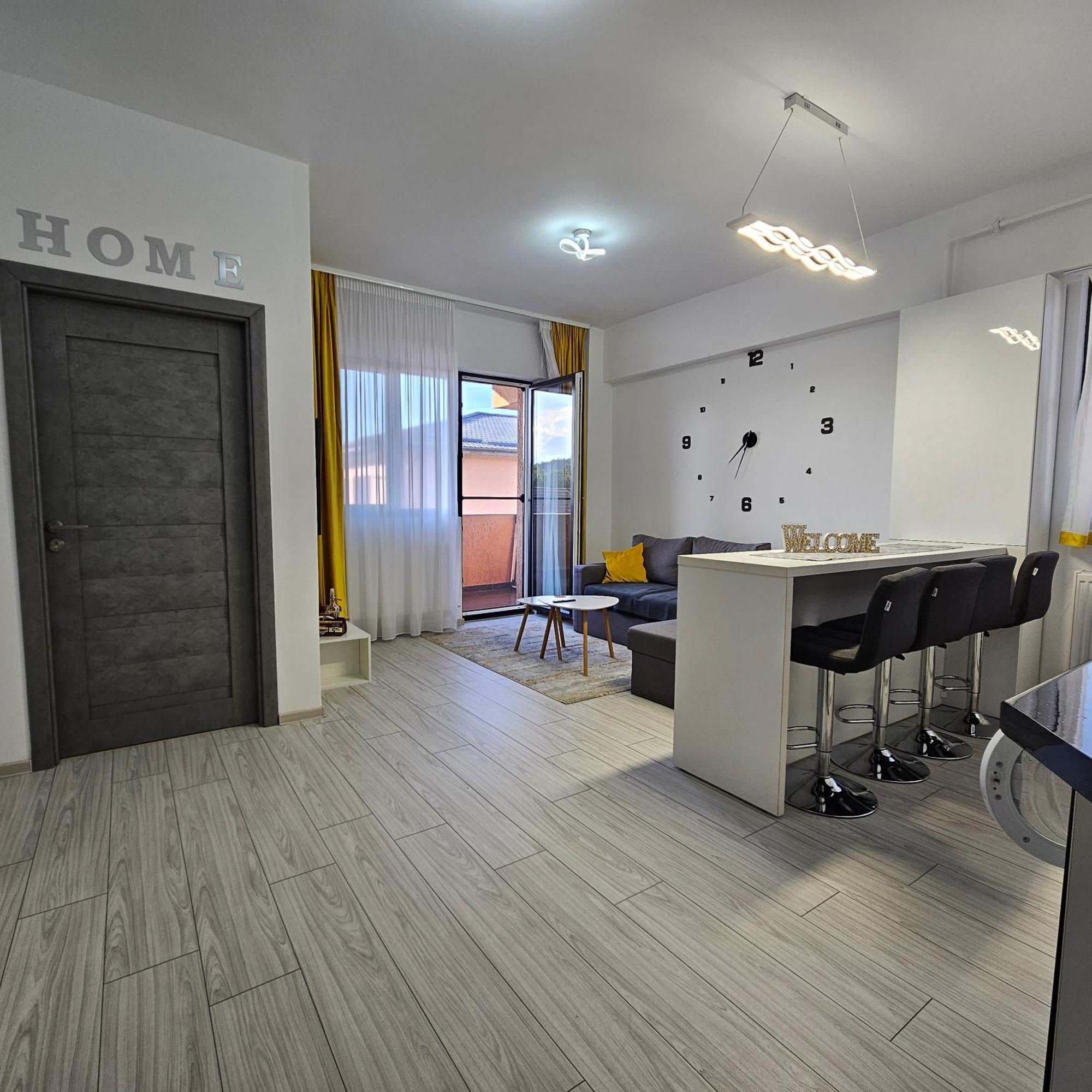 Apartament Dem Radulescu Langa Strand Râmnicu Vâlcea Екстериор снимка